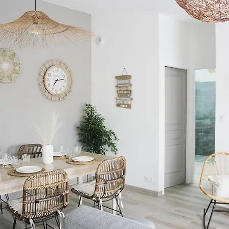 Aux Quereux De Bel Air Appartamento Andilly-les-Marais